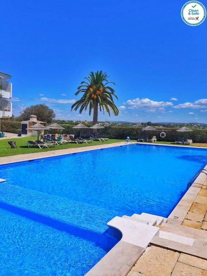 Solar Dos Vilarinhos - By Bedzy Albufeira Luaran gambar